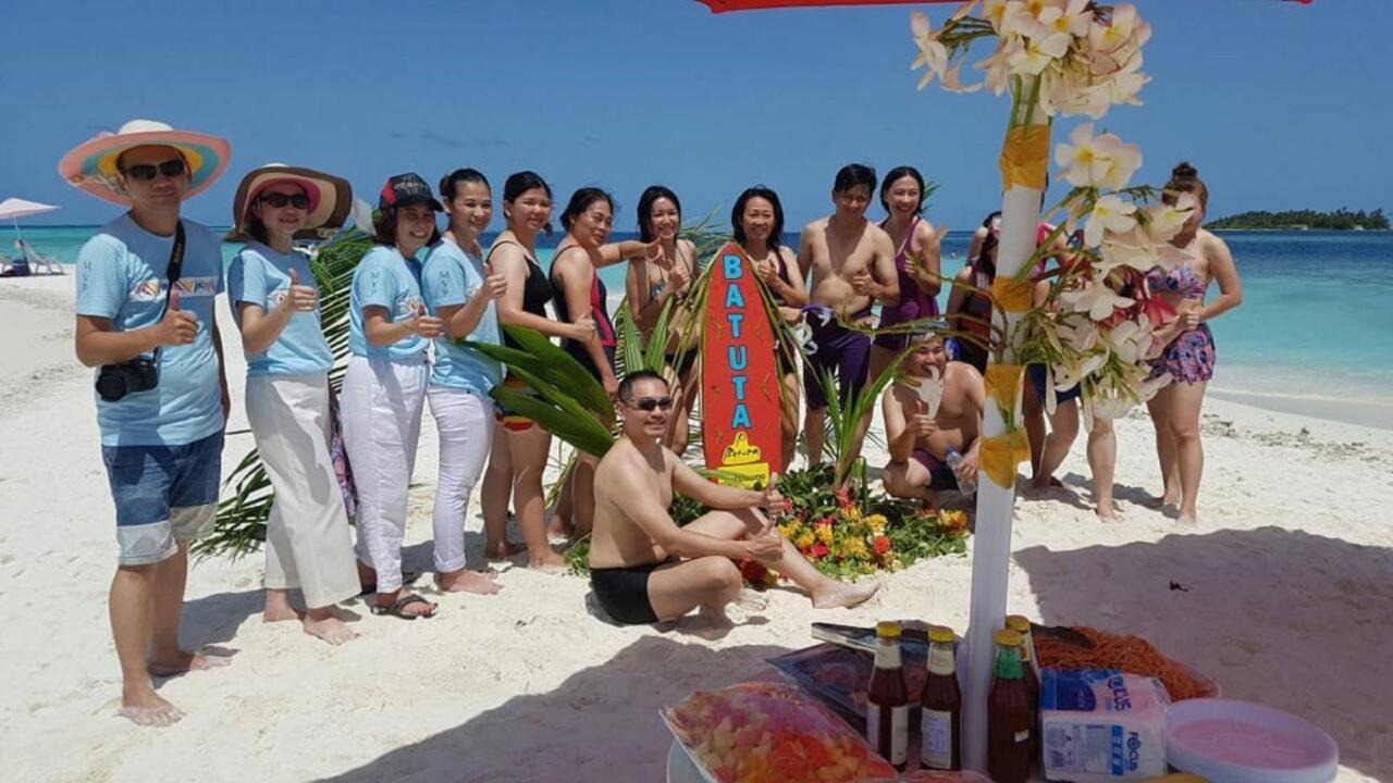Batuta Maldives Fourson Hotell Thulusdhoo Exteriör bild