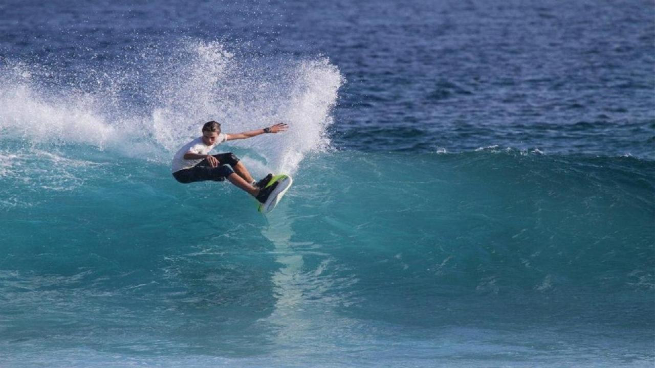 Batuta Maldives Fourson Hotell Thulusdhoo Exteriör bild